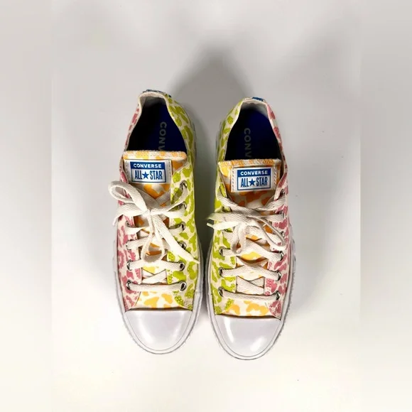 Converse Chuck Taylor Wild
All Star 2X Lift Platform Sneakers - Picture 4 of 9